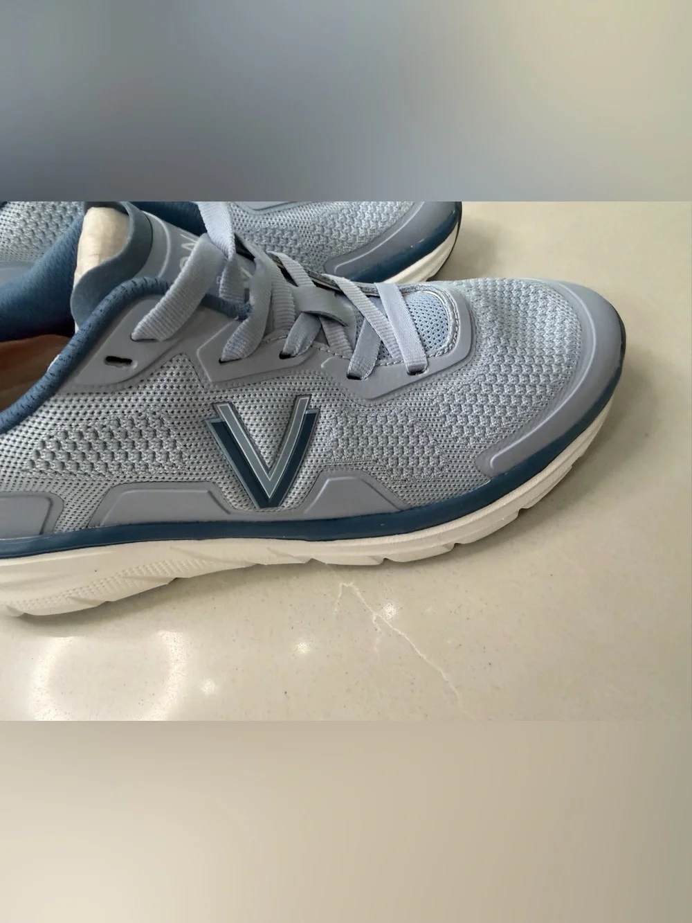 Vionic Walk Max Skyway Blue Knit Athletic Sneakers Women's Size 8.5